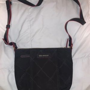 Super cute basiacly new vera Bradley cross body MAKE AN OFFER💖